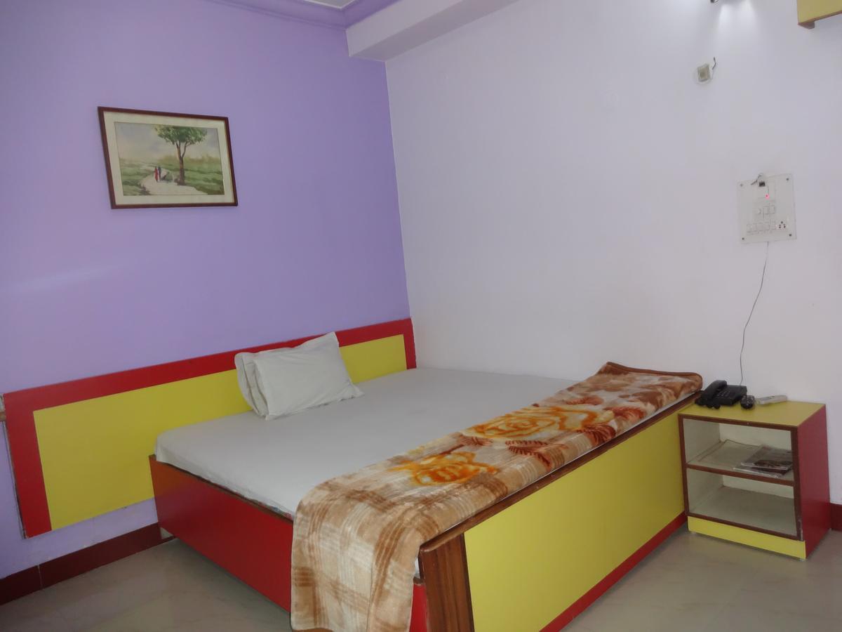Hotel Tribhuvan Ranchi Ngoại thất bức ảnh